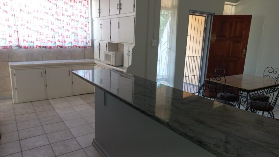 To Let 2 Bedroom Property for Rent in Irene Park North West